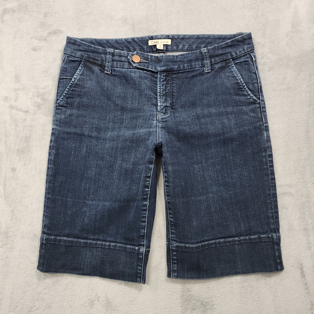 CAbi Jeans Shorts Womens 10 Blue Bermuda Denim Stretch Flat Front Casual Summer